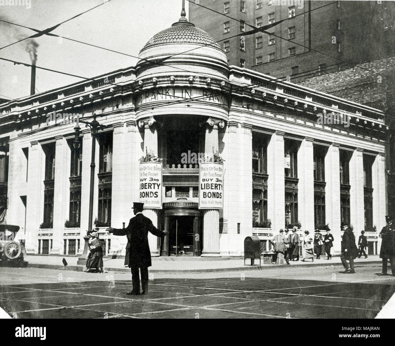 Titolo: Franklin Bank, 600 North Broadway (Washington e Broadway). . 1918. Foto Stock
