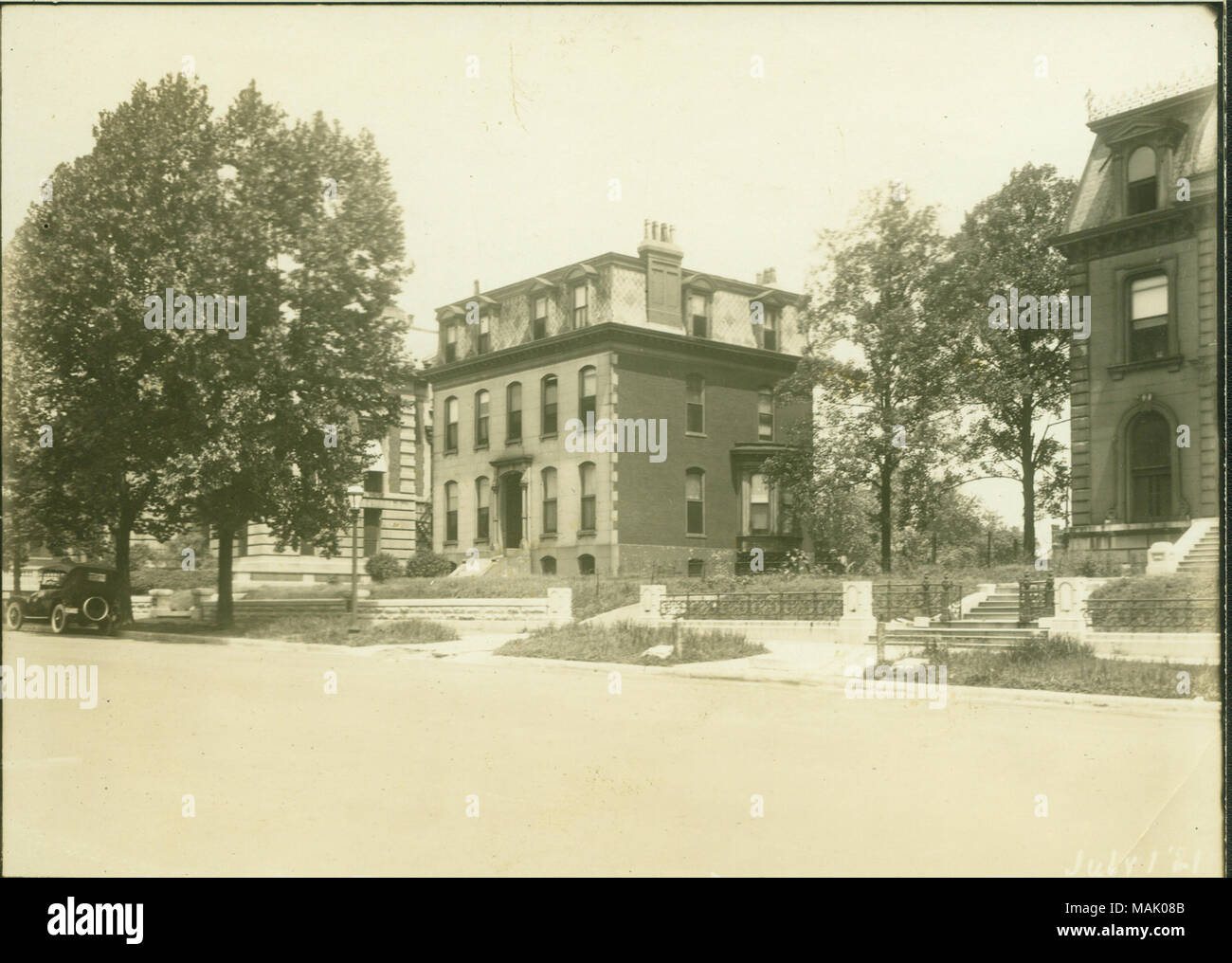 Residenza privata a 3631 Lindell Boulevard, 1 luglio 1921. Titolo: 3631 Lindell Boulevard, 1 luglio 1921. . 1 luglio 1921. Foto Stock
