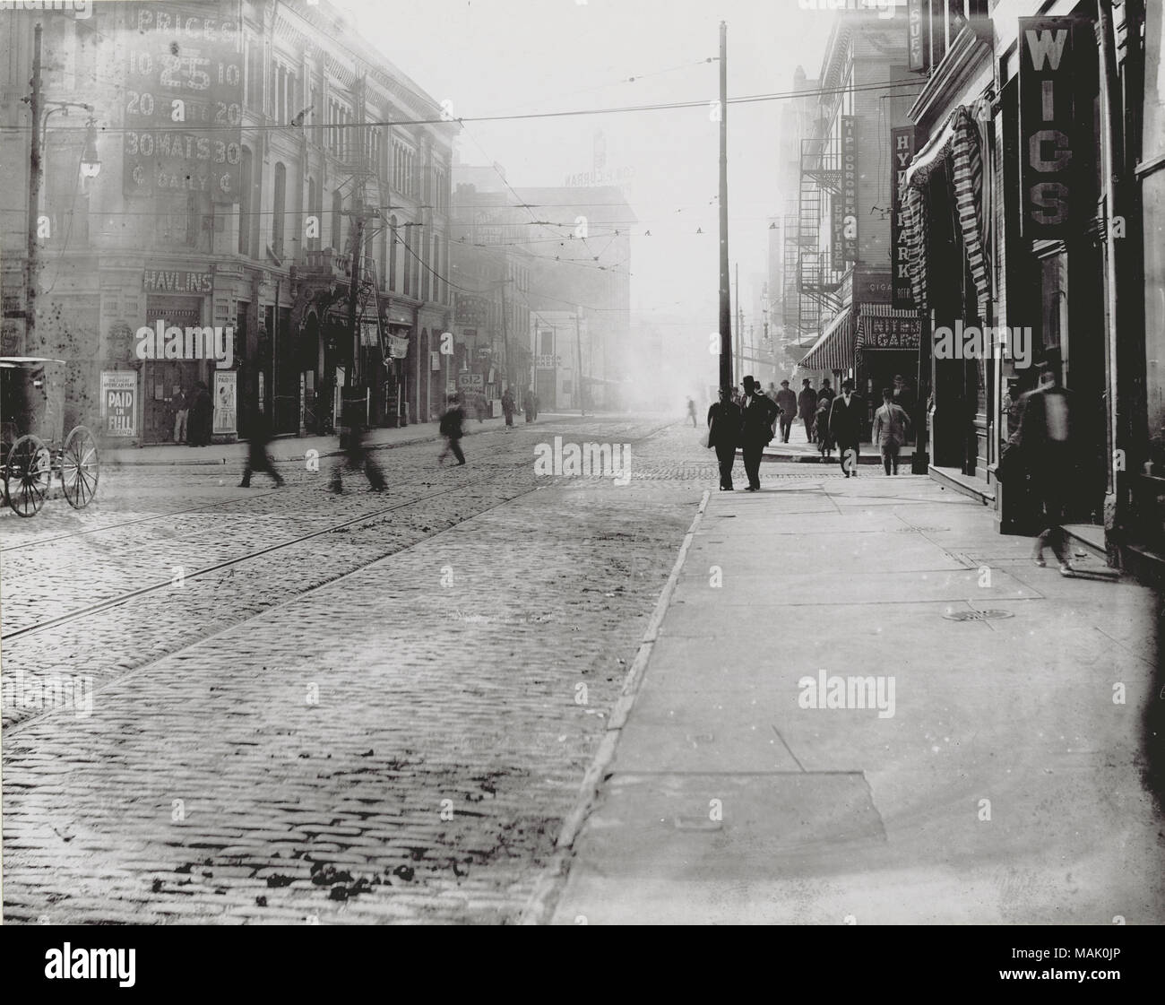 Titolo: Intersezione del sesto e strade di noce. Havlin's Theatre, 600 Walnut Street. . 1907. Foto Stock