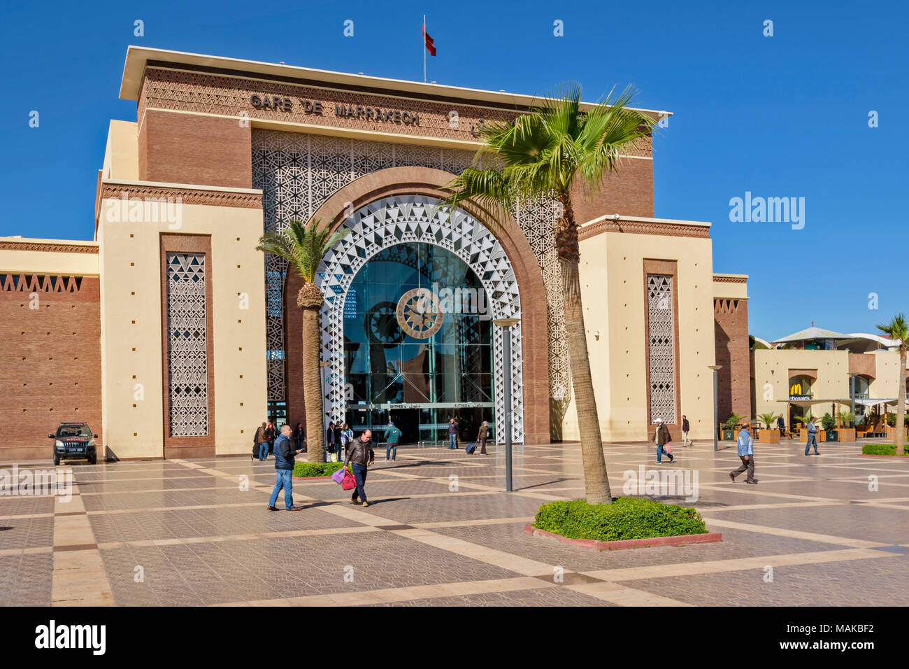 Il Marocco Marrakech la stazione ferroviaria principale e il Palm Tree Foto Stock