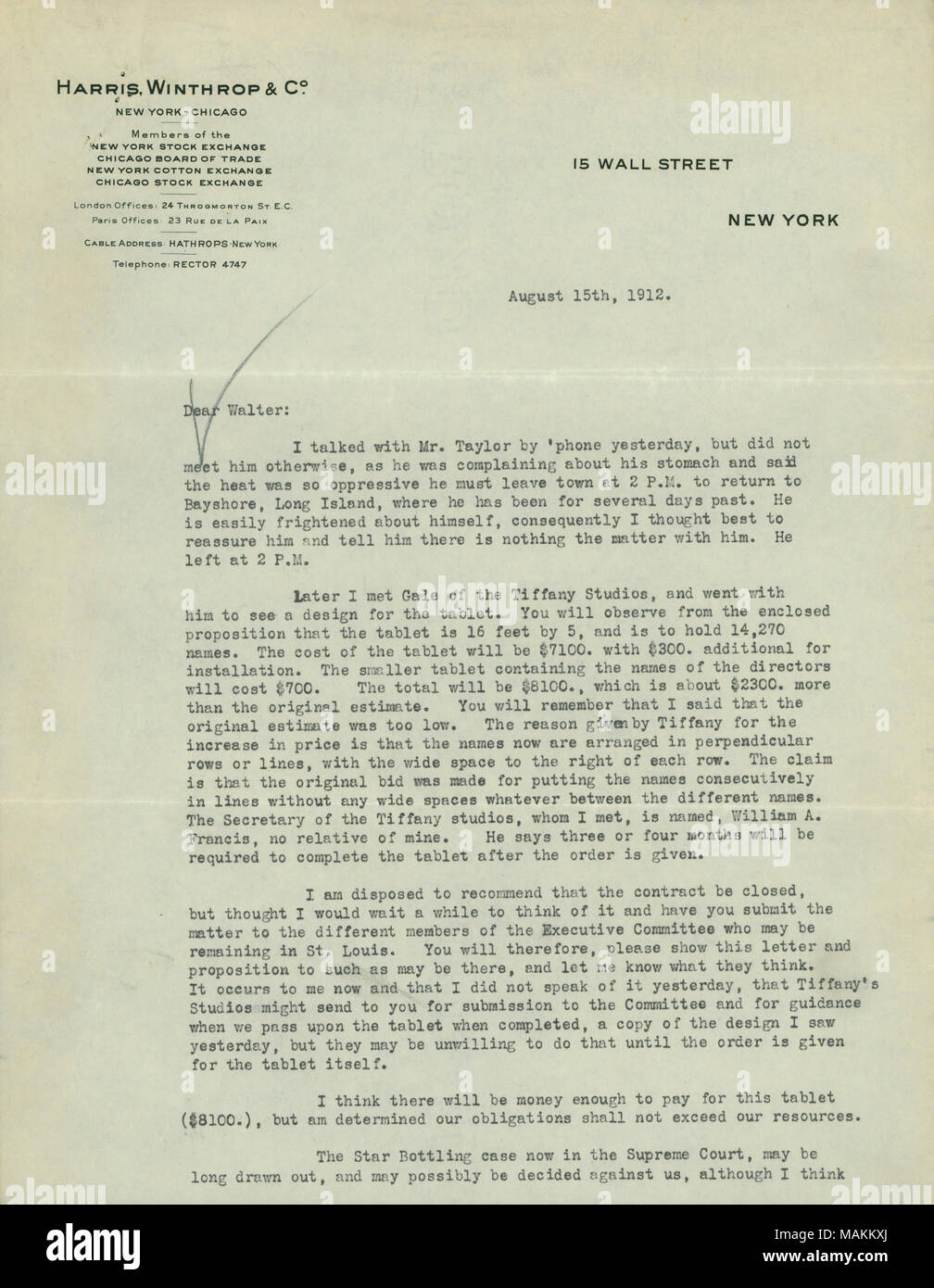 Lettera da D.R. Francesco, Harris, Winthrop & Co., 15 Wall Street, New York, a Walter B. Stevens, Segretario della Louisiana Purchase Exposition Company, Corte comunale edificio, St. Louis, Mo., riguardanti il Tiffany Studios piani per la compressa per il Jefferson Memorial Building. Include firme da vari uomini votare per accettare la proposta, pagina uno, 15 agosto 1912. Jefferson Memorial Building raccolta, Missouri History Museum archivi, St. Louis, Missouri. Foto Stock