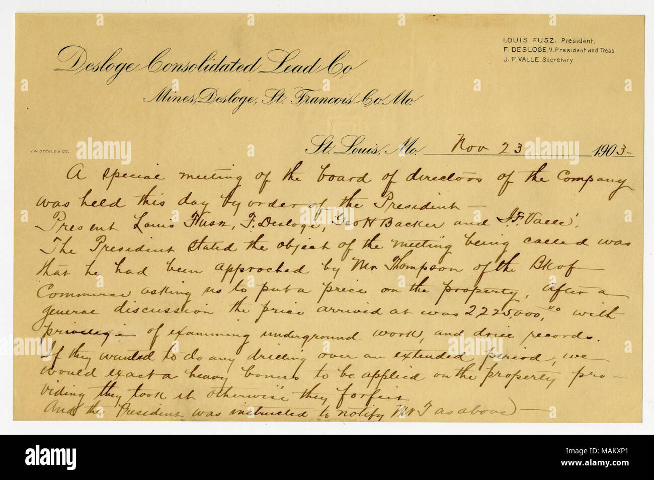 Presenti alla riunione erano Louis Fusz, F. Desloge, Geo. H. Backer e J.F. Valle. Una riunione speciale si è svolta perché il presidente Luigi Fusz, è stato affrontato dal sig. Thompson della Banca di Commercio di mettere un prezzo sulla proprietà. Il prezzo deciso era $2,225,000.00. Titolo: Verbale di una riunione sul consolidato Desloge piombo Co. carta intestata, Novembre 23, 1903 . Il 23 novembre 1903. Valle, J.F. Foto Stock