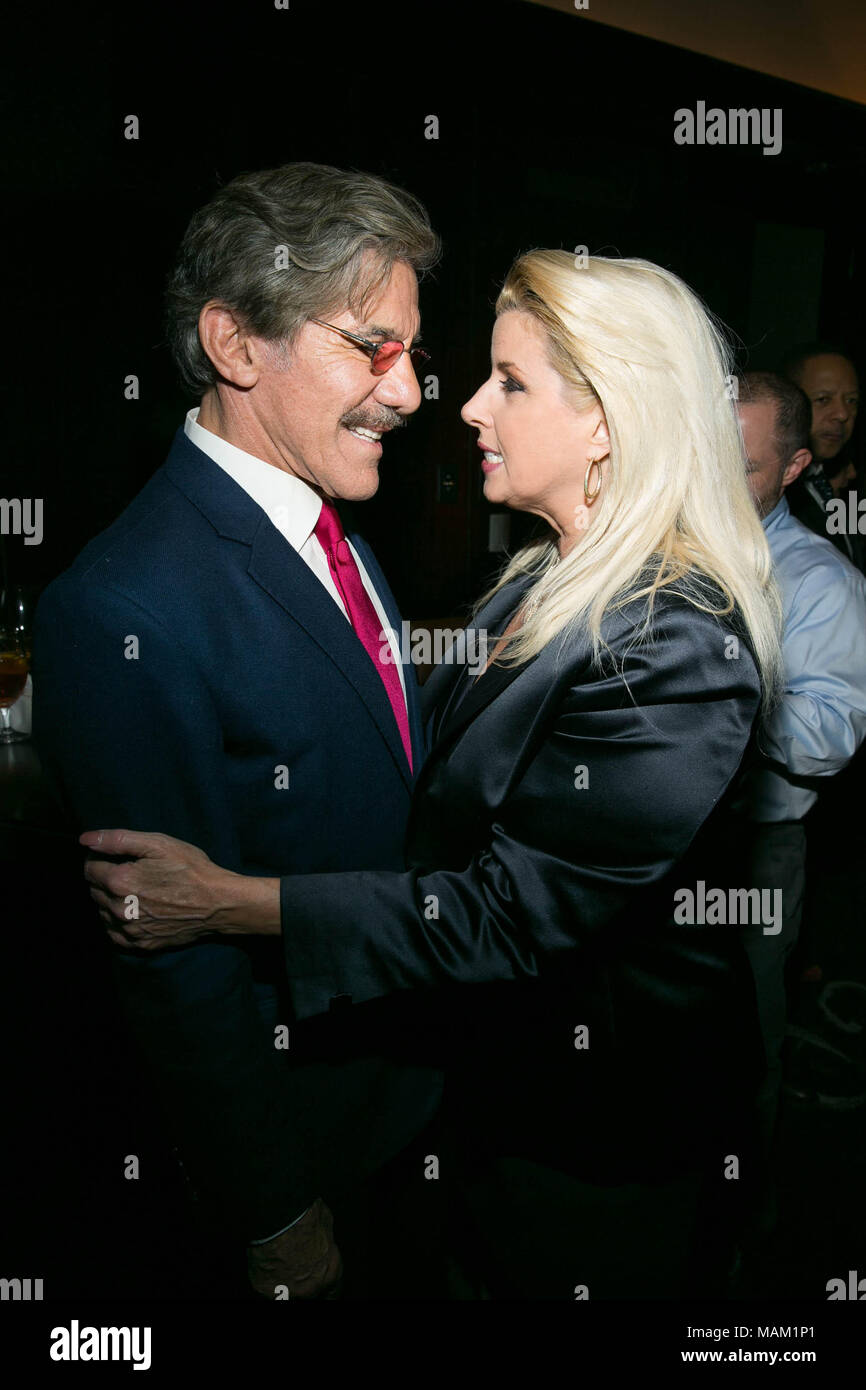 Del Frisco ristorante New York City. 2 apr, 2018. Geraldo Rivera assiste il Geraldo Show libro firma, un ricordo da Geraldo Rivera Foto Stock