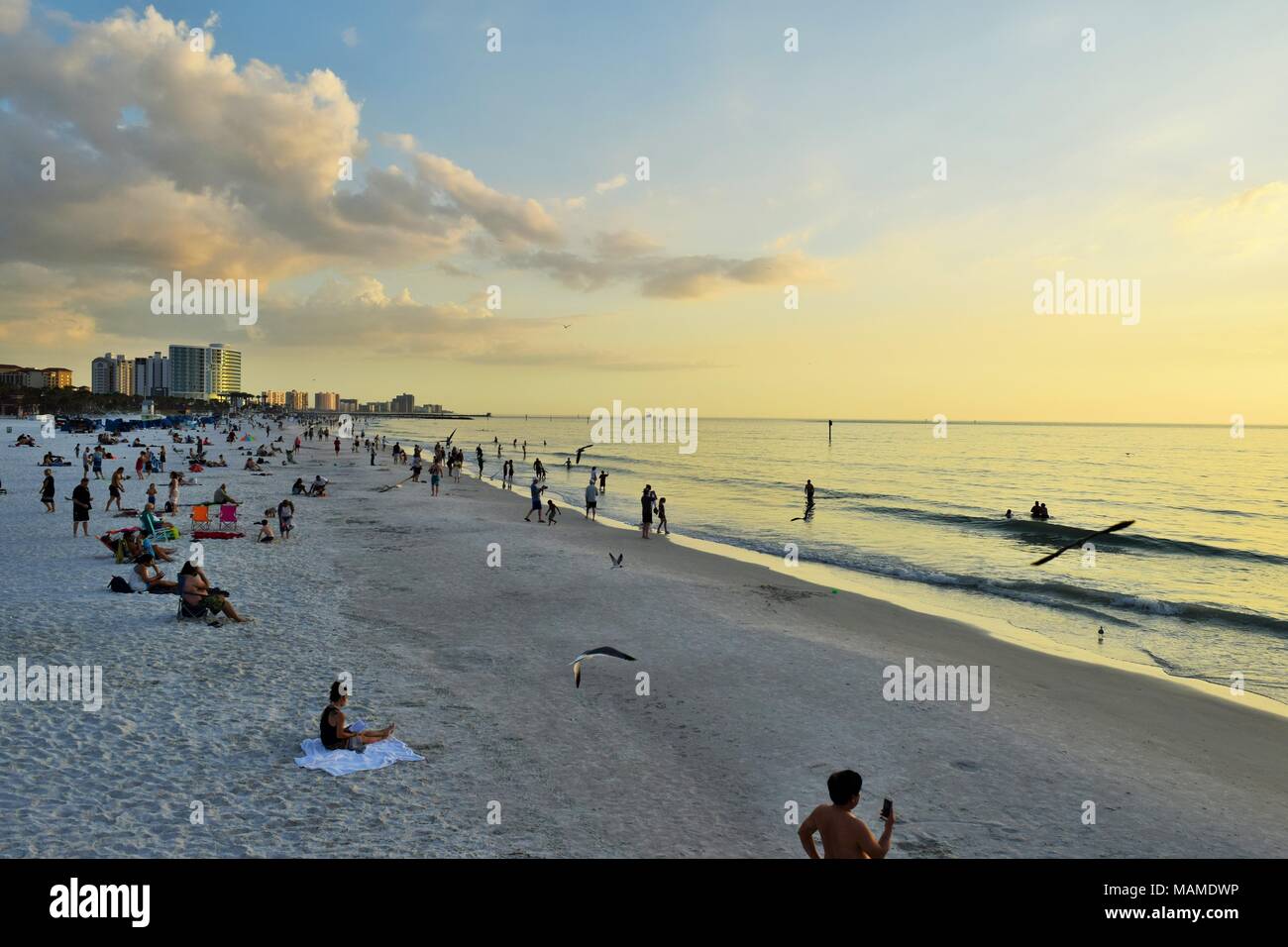 La spiaggia al tramonto a Clearwater Beach, Florida Foto Stock