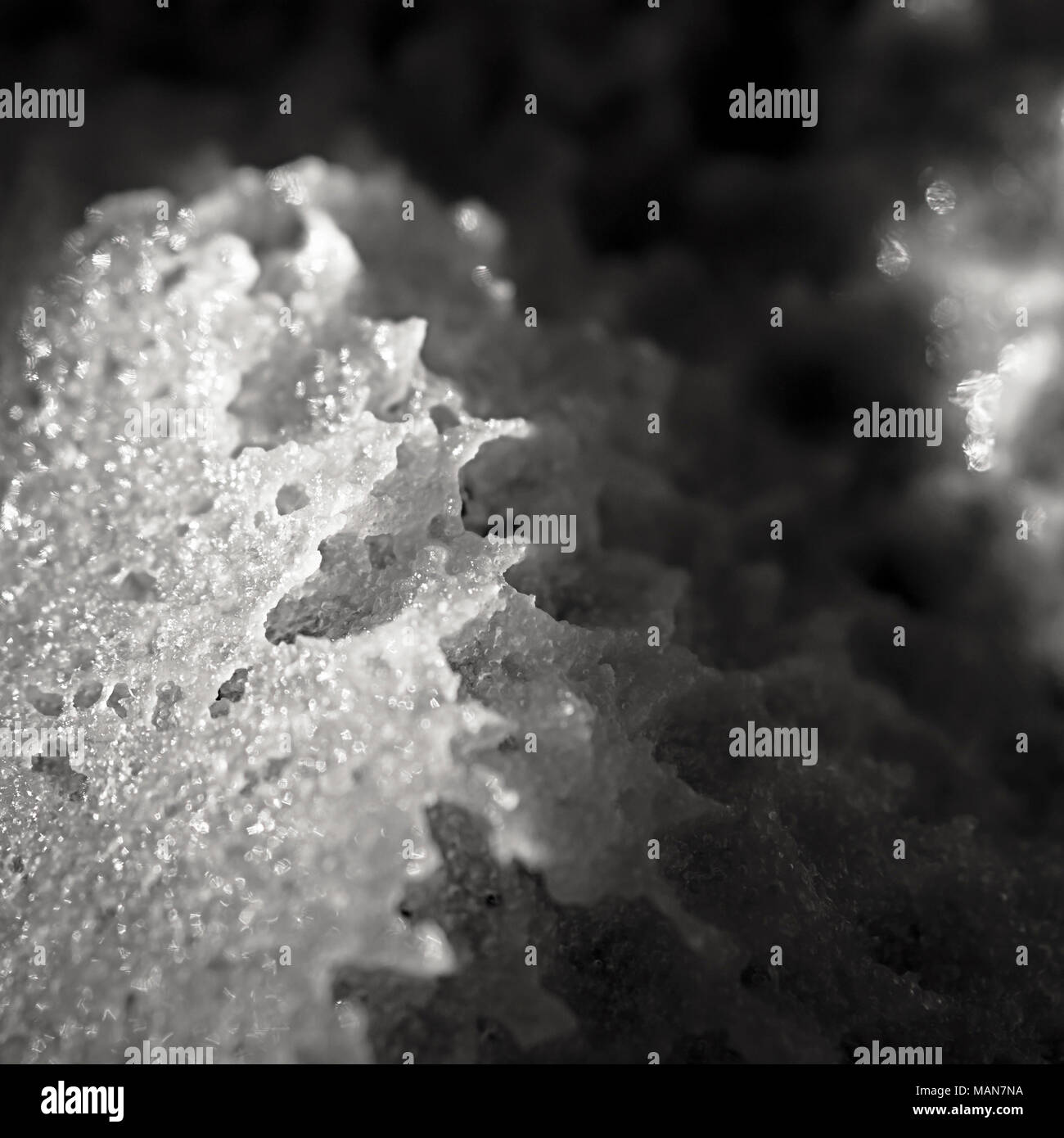 Vintage Ricerca scientifica il concetto di immagine. Il bicarbonato di sodio, aceto prodotto chimico di reazione, acetato di sodio e ghiaccio a caldo. Foto Stock