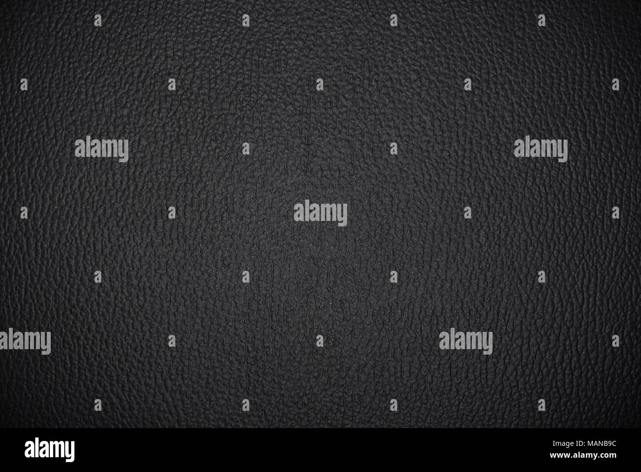 Nero in pelle animale sfondo. In pelle scura pattern texture Foto Stock