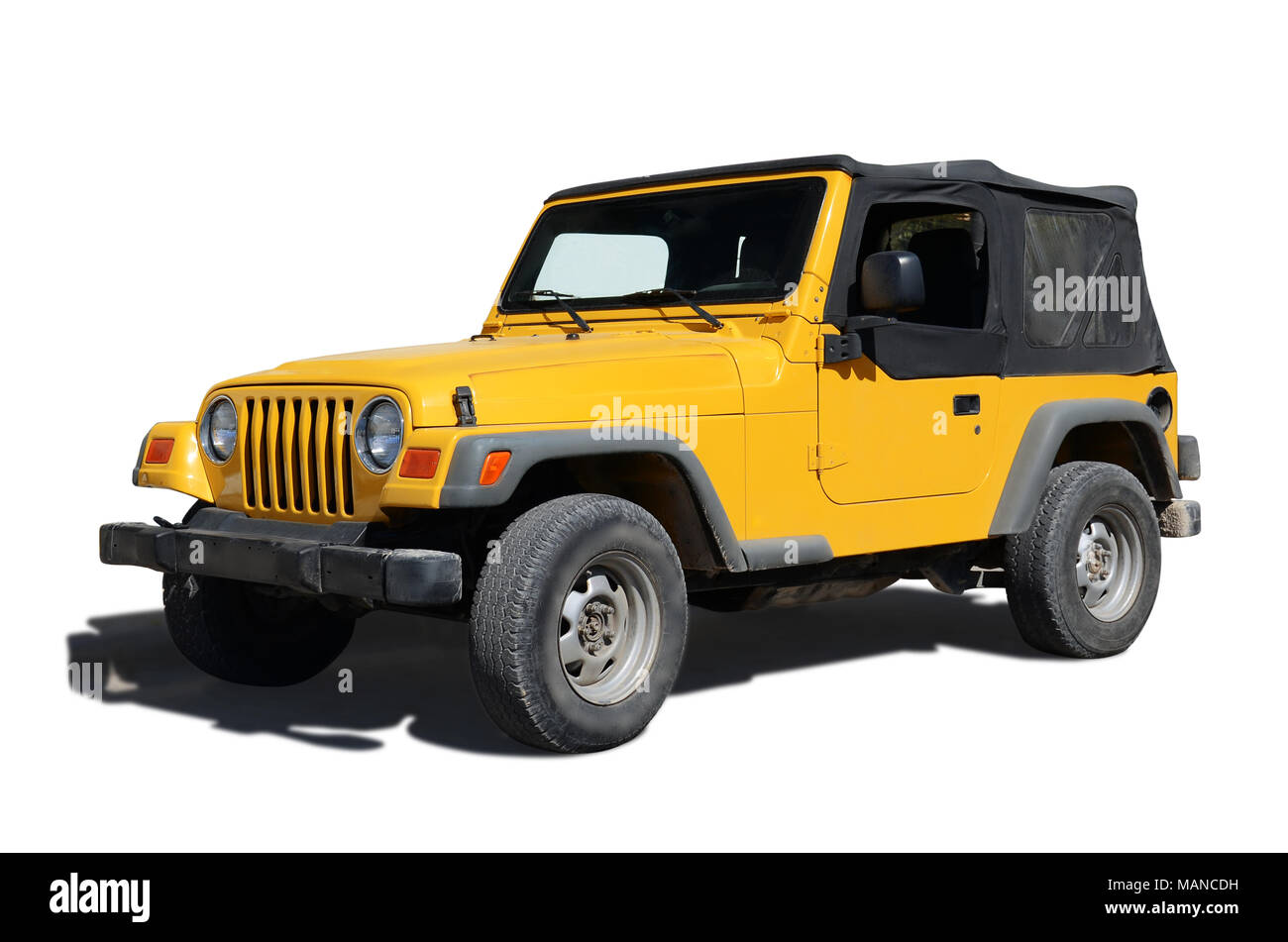 Giallo jeep isolati su sfondo bianco Foto Stock