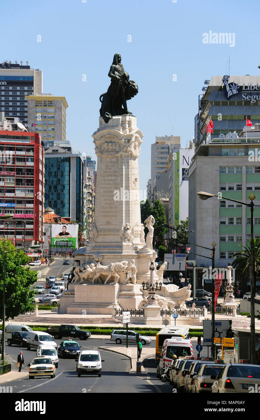 Una vista di Marques do Pombal, una delle principali piazze del centro storico di Lisbona, Portogallo Foto Stock