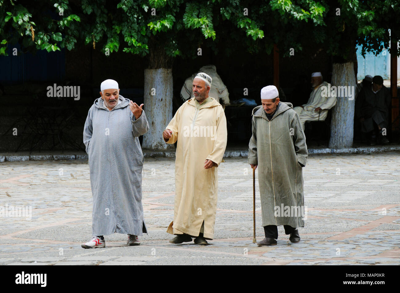 La vita di strada a Chefchaouen, Marocco Foto Stock