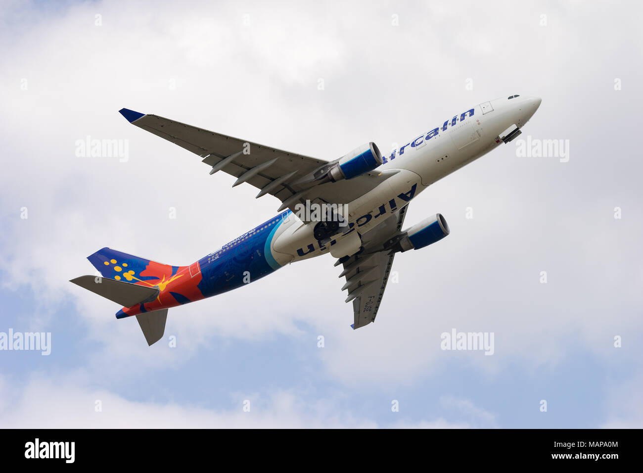 TOKYO, Giappone - APR. 1, 2018: Airbus A330-200 decollo dall'Aeroporto Internazionale di Narita di Tokyo, Giappone. Foto Stock