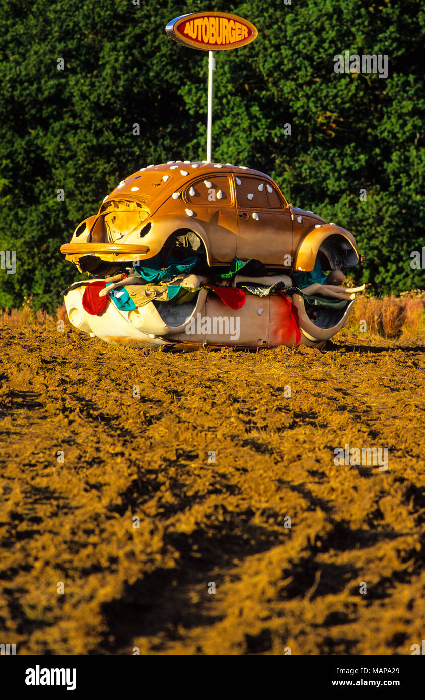 Autoburger, auto come hamburger, arte Bypass, parte del Newbury Bypass proteste, Newbury, Berkshire, Inghilterra, Regno Unito, GB. Foto Stock