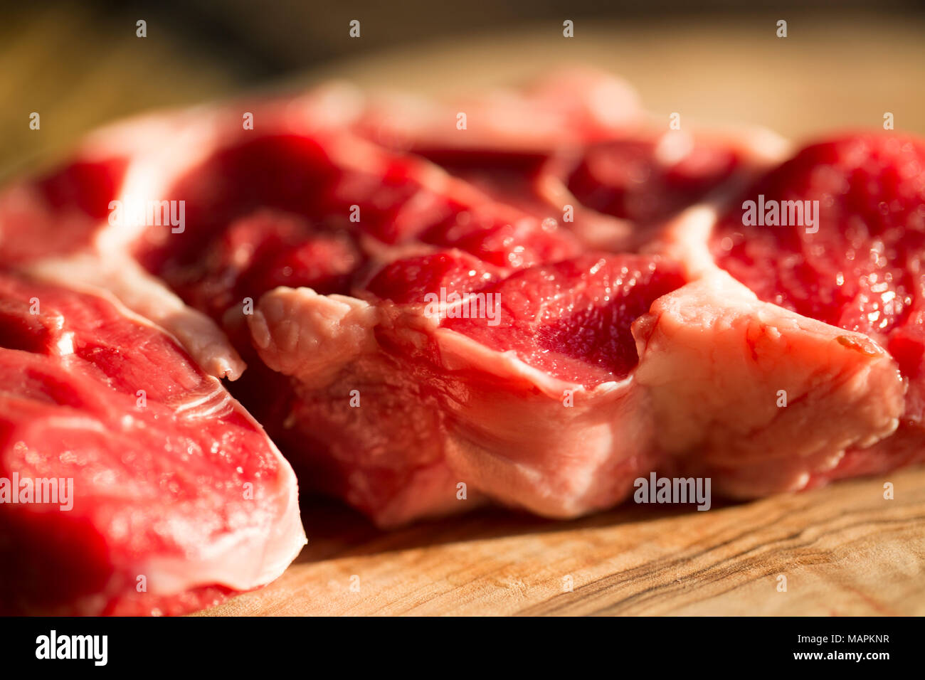 Materie British cottura carni bovine acquistate da un supermercato, Dorset England Regno Unito Foto Stock