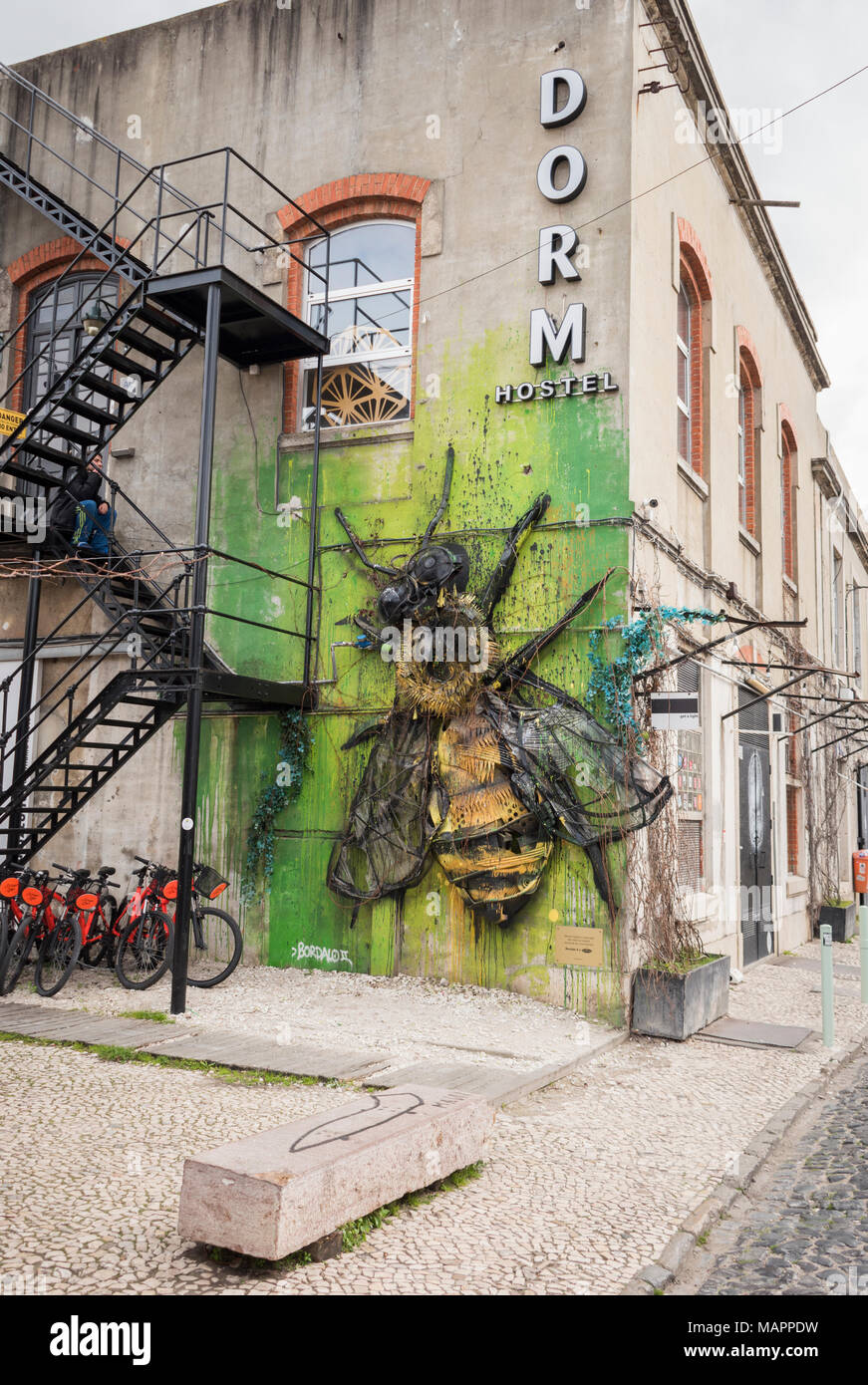Arte di strada al LxFactory, Lisbona, Portogallo. Foto Stock