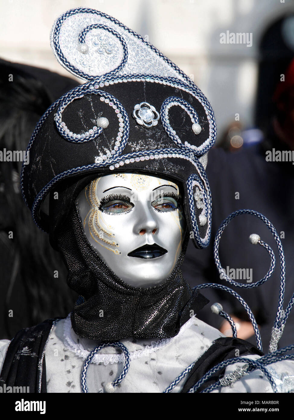 Maschera di carnevale, donna a San Marco, Venezia, Italia Foto stock - Alamy