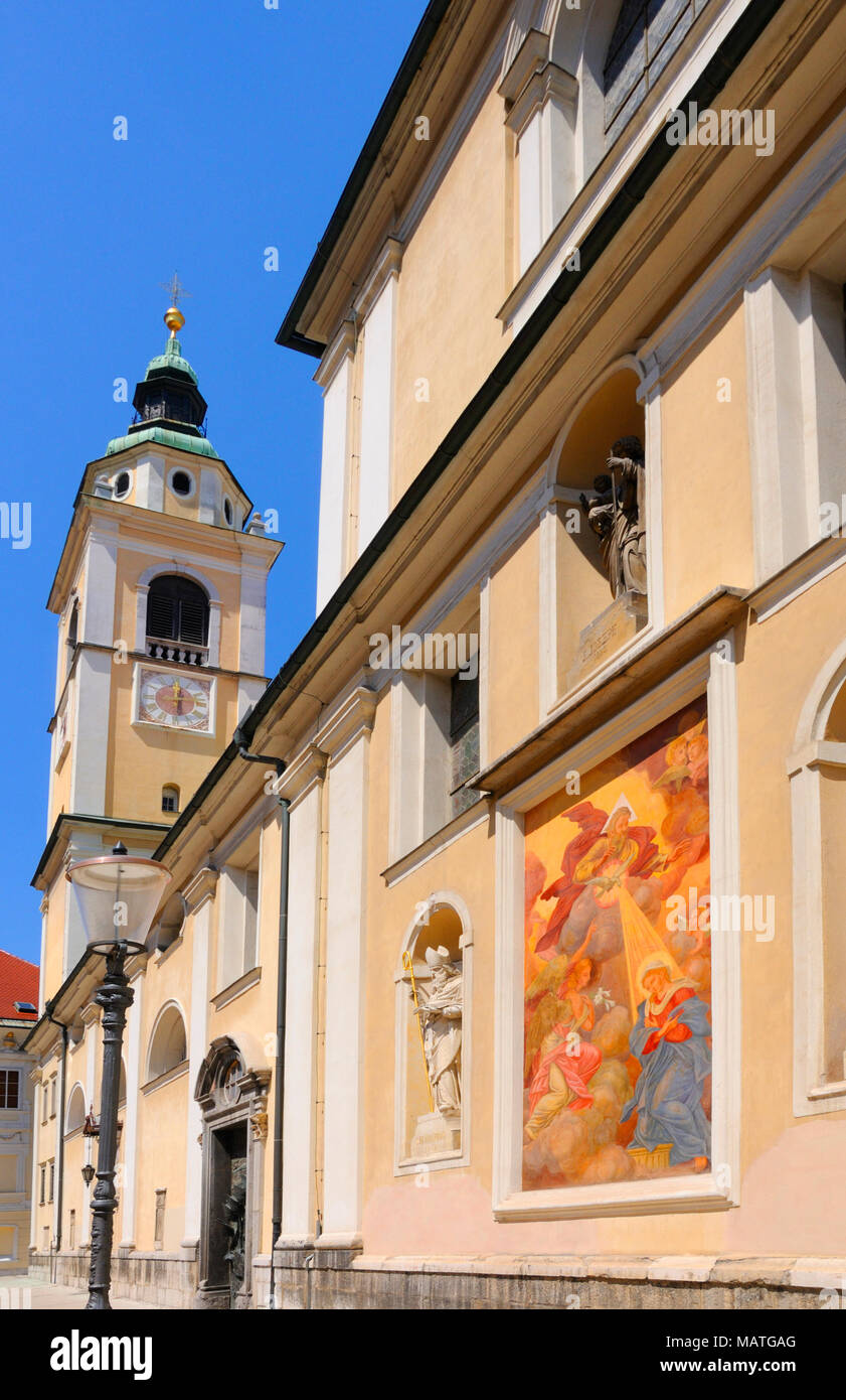 Lubiana, Slovenia. Cattedrale di San Nicola (Cerkev sv Nikolaja- 1701-06, Arch: Andrea Pozzo) Foto Stock