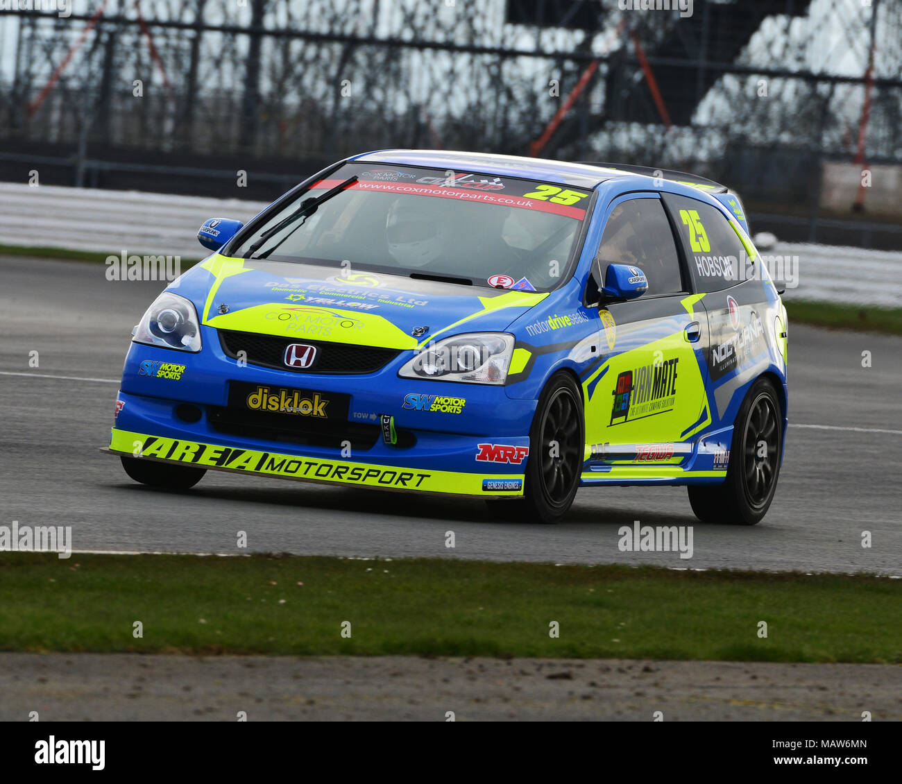 Silverstone, Towcester, Northamptonshire, Inghilterra, domenica 1 aprile 2018. Hobson, Honda Civic, vincitore della Cox Parti Motore Civic Cup evento tenutosi su t Foto Stock