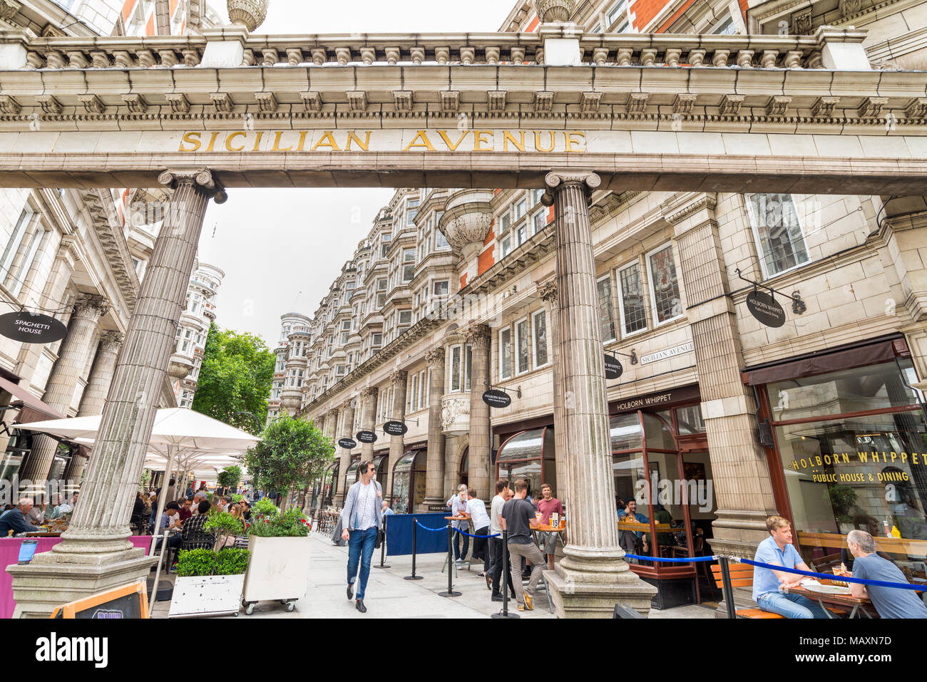 Il siciliano Avenue, Holborn, Londra, Regno Unito Foto Stock