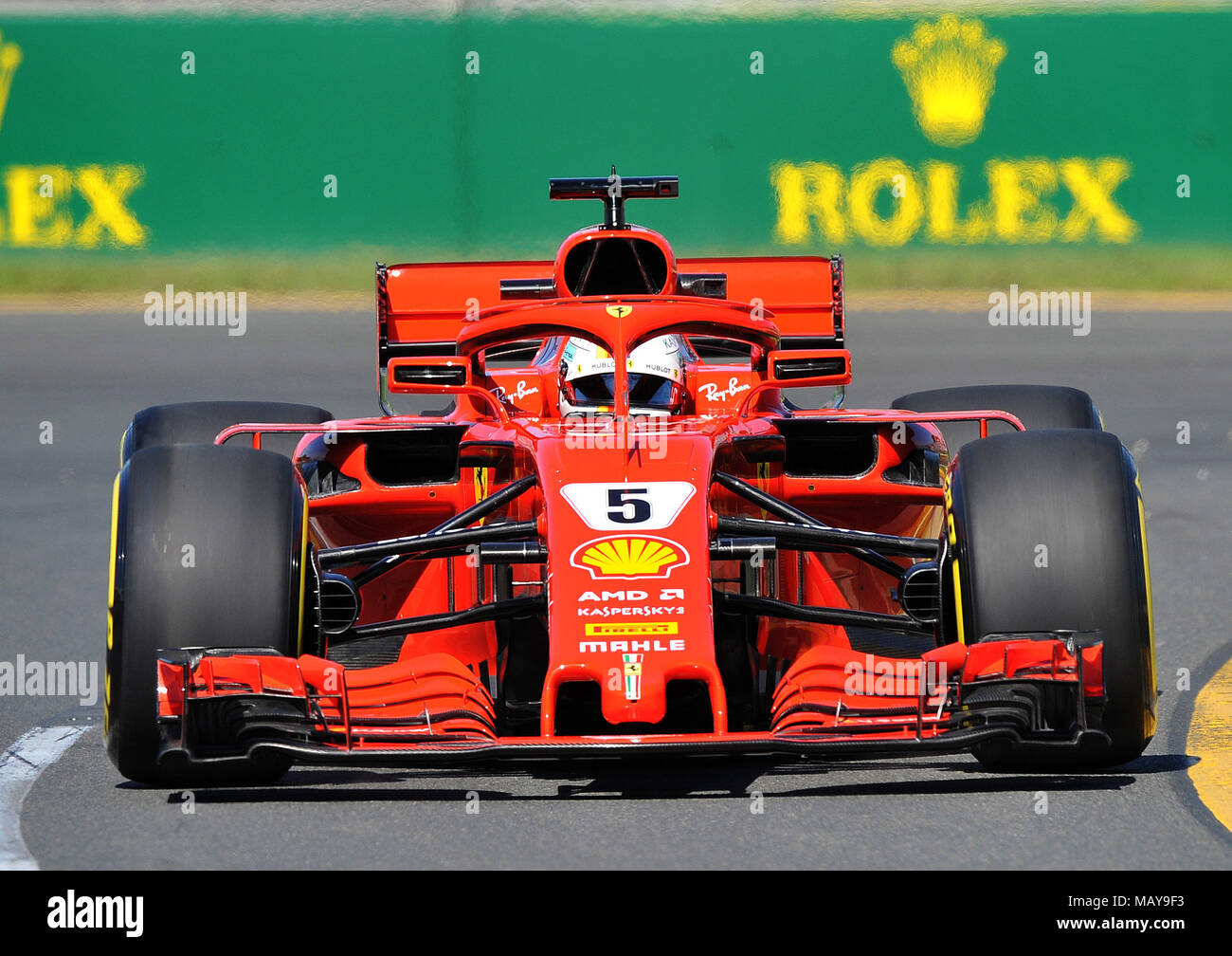 Sebastian Vettel della Scuderia Ferrari. Il giorno 2 del 2018 Formula 1 Rolex Australian Grand Prix che si svolgerà sul circuito di Albert Park di Melbourne, Victoria il 23 marzo 2018. Wayne Neal | SportPix.org.uk Foto Stock