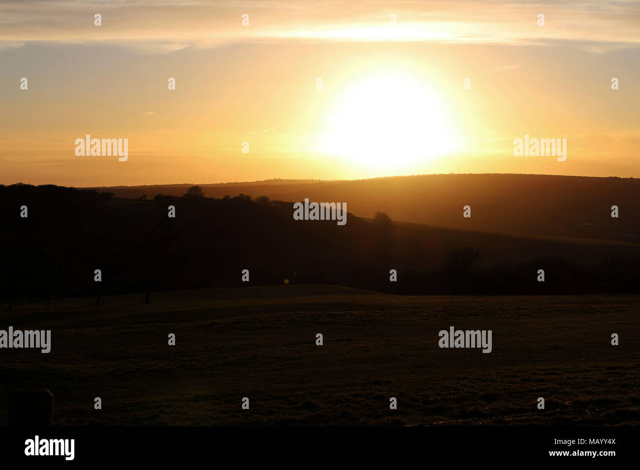 South Downs Way - cielo blu Foto Stock