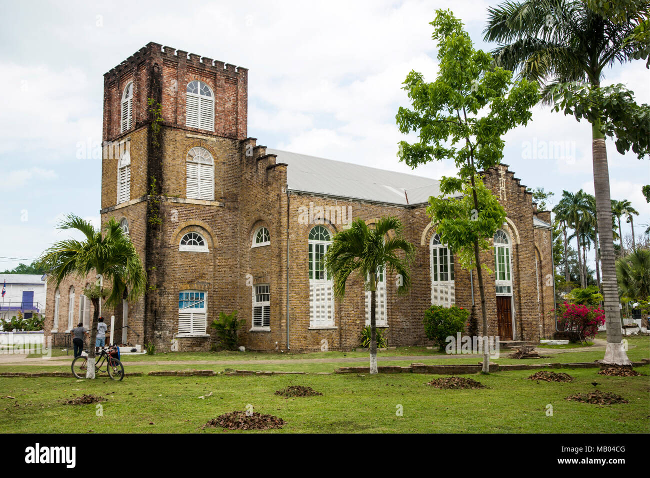 St Johns cattedrale chiesa cattolica presso la destinazione di crociera Belize in America centrale è una popolare meta sulla parte occidentale dei Caraibi la nave di crociera e tour Foto Stock