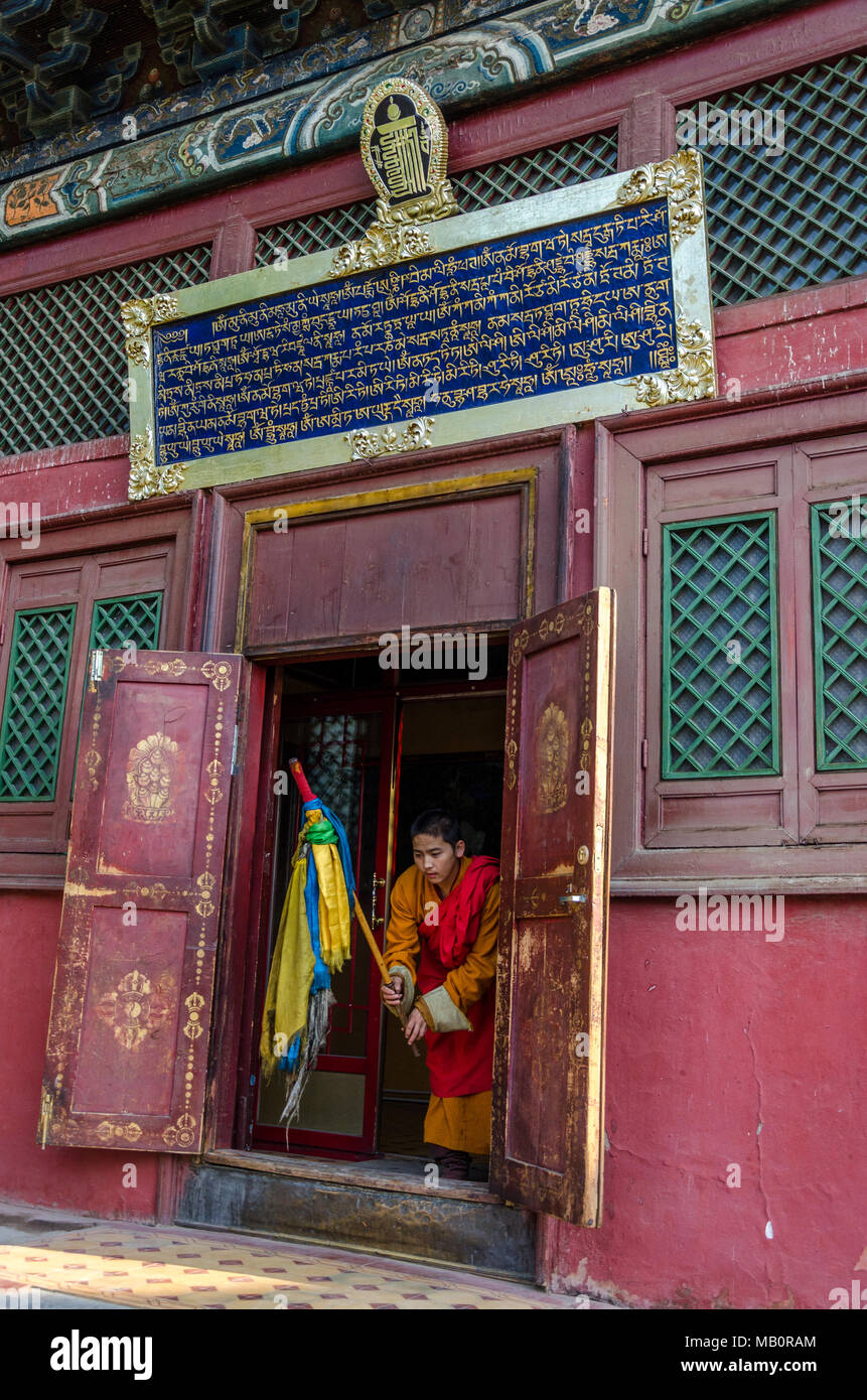 Mattina cerimonia a theGandantegchinlen Khiid in Ulaanbaatar, in Mongolia Foto Stock