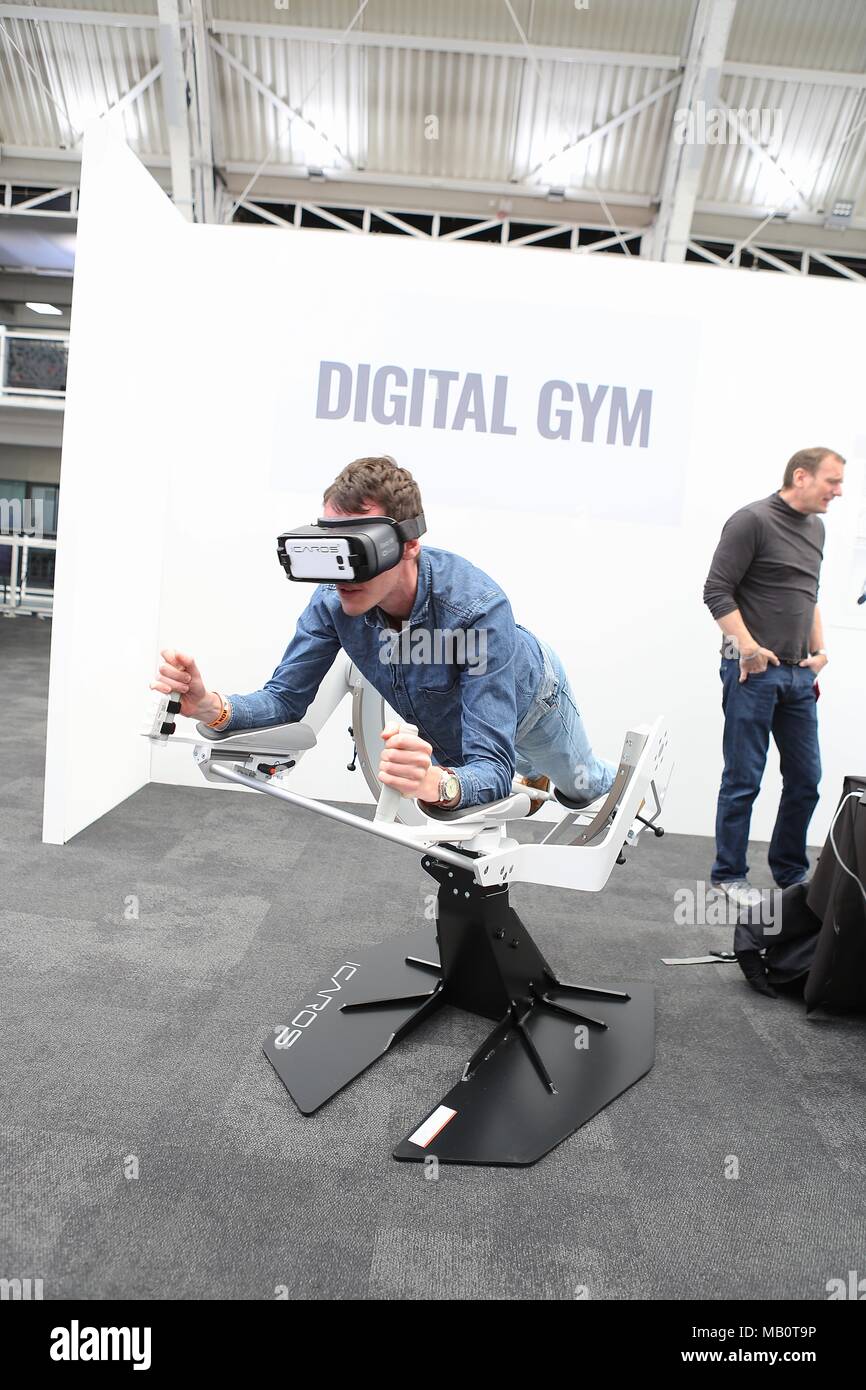 Futuro Tech ora Business Design Centre Foto Stock