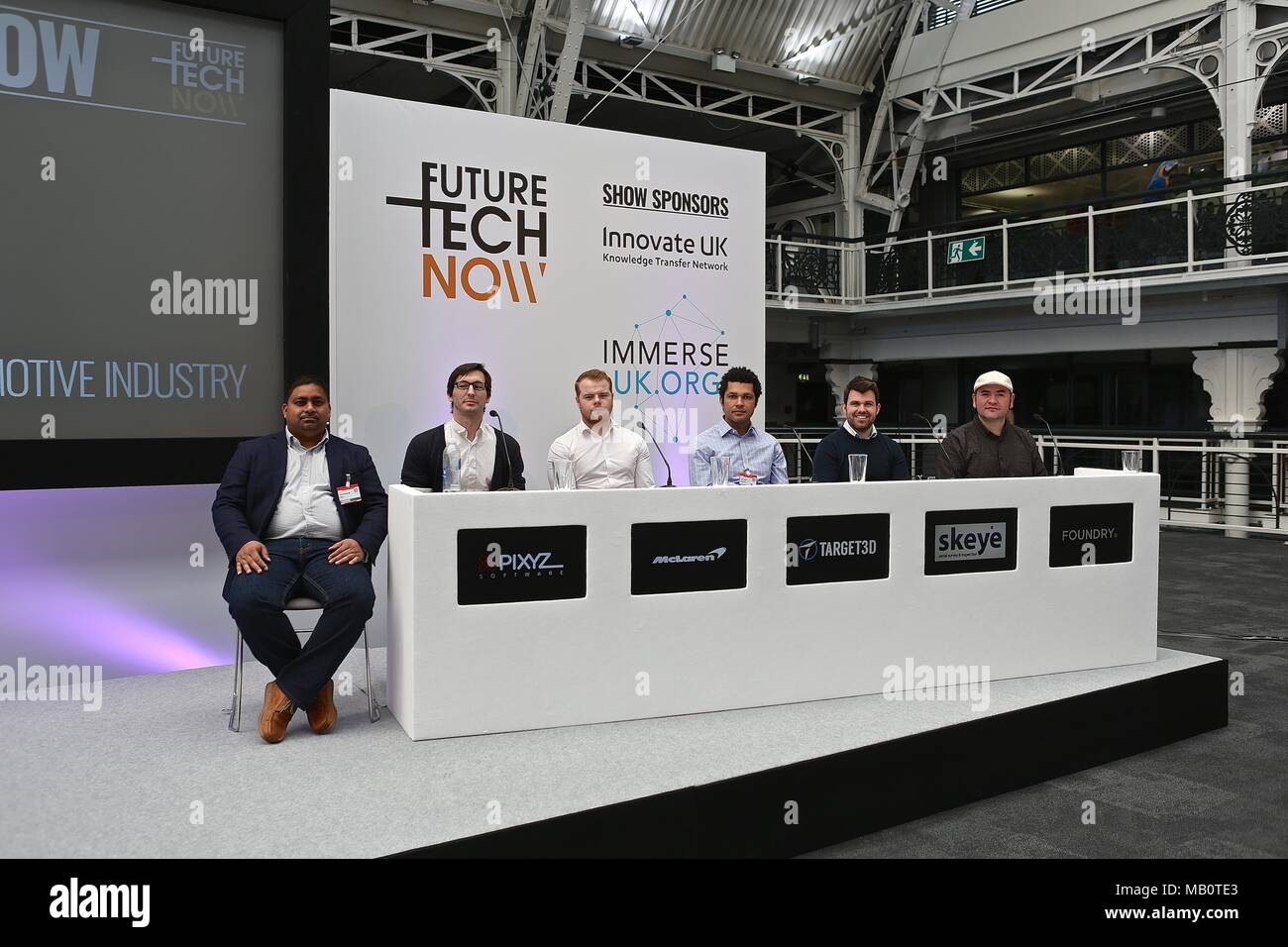 Futuro Tech ora Business Design Centre Foto Stock