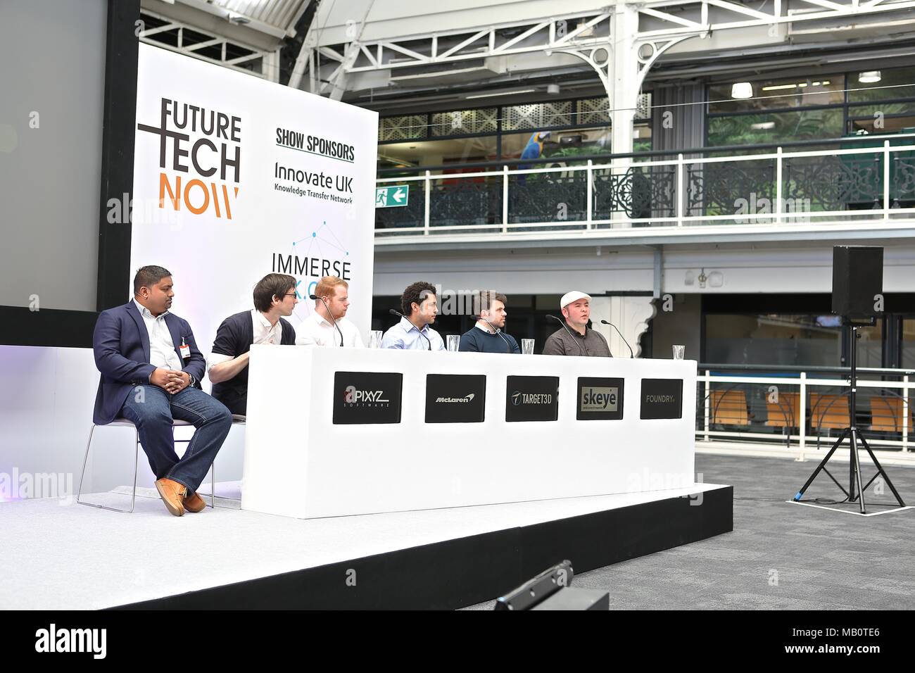 Futuro Tech ora Business Design Centre Foto Stock