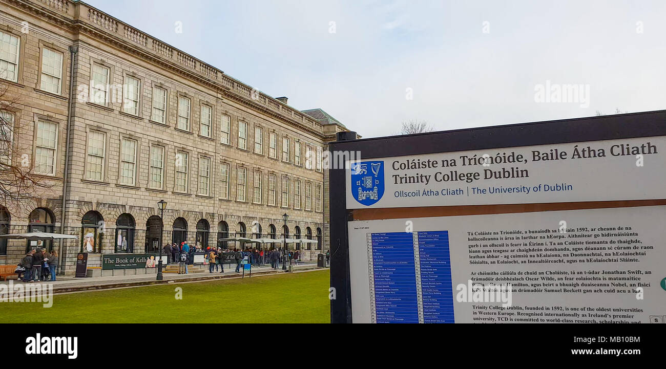 Borsisti Square presso il Trinity College di Dublino - Dublino / IRLANDA - MARZO 21, 2018 Foto Stock