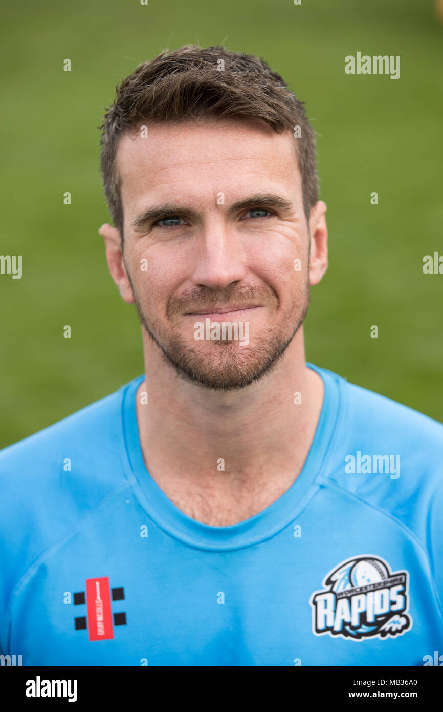 Jack Shantry del Worcestershire in Royal London One Day Cup Kit durante la giornata media a Blackfinch New Road, Worcester. PREMERE ASSOCIAZIONE foto. Data foto: Venerdì 6 aprile 2018. Vedi la storia della Pennsylvania Cricket Worcestershire. Il credito fotografico dovrebbe essere: Aaron Chown/PA Wire. RESTRIZIONI: Solo per uso editoriale. Nessun uso commerciale senza previo consenso scritto della BCE. Solo immagini fisse. Nessuna immagine in movimento per emulare la trasmissione. Nessuna rimozione o oscuramento dei logo degli sponsor. Foto Stock