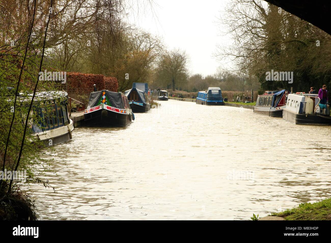 Barge / battelli a Heyford Wharf, Heyford, Oxfordshire, Regno Unito Foto Stock