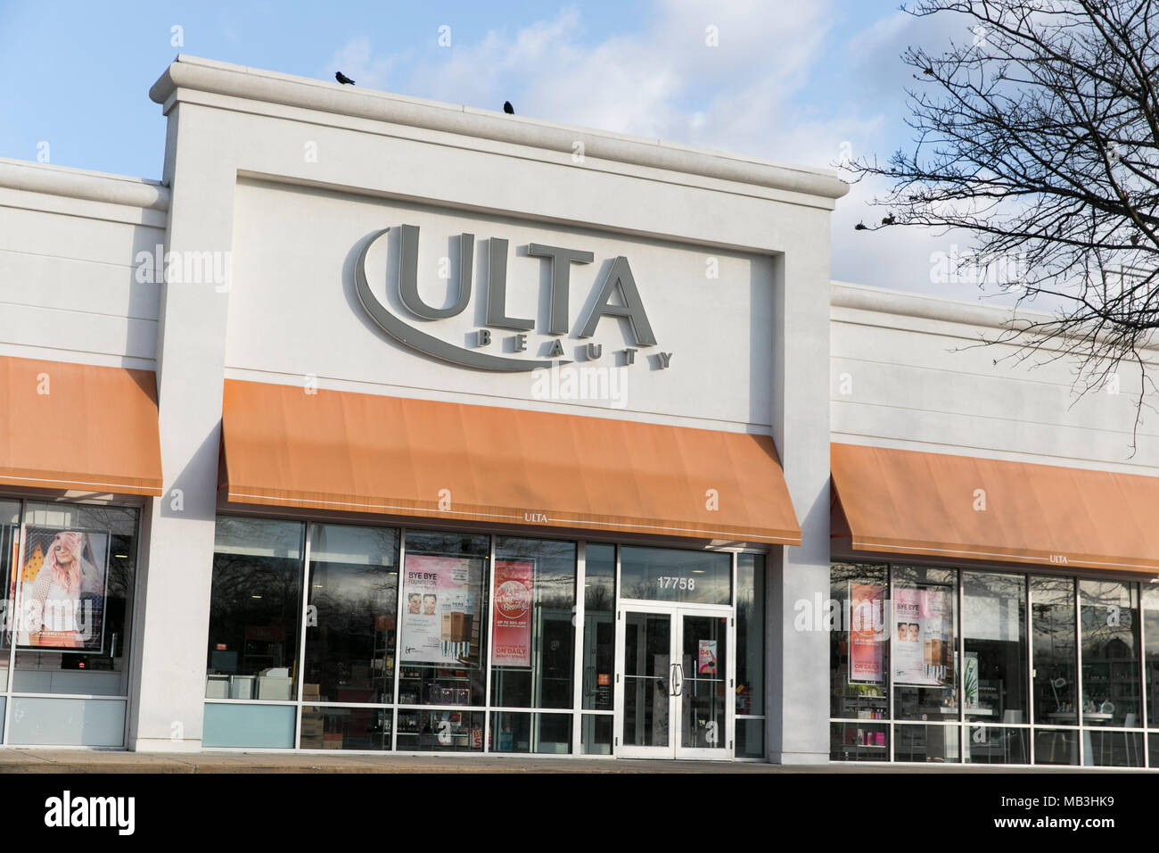 Una bellezza Ulta logo che si vede in un negozio al dettaglio anteriore in Hagerstown, Maryland il 5 aprile 2018. Foto Stock