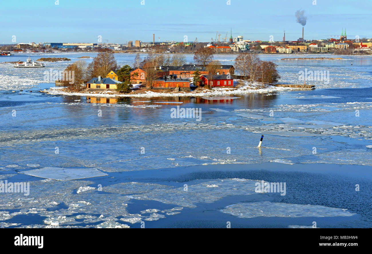 La molla a Helsinki in Finlandia. Isole dell arcipelago Foto Stock