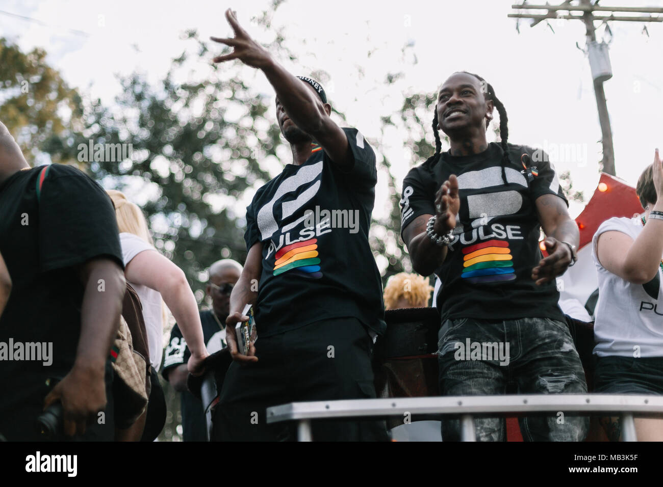 Impulso e un impulso Foundation marzo in Orlando Pride Parade (2016). Foto Stock