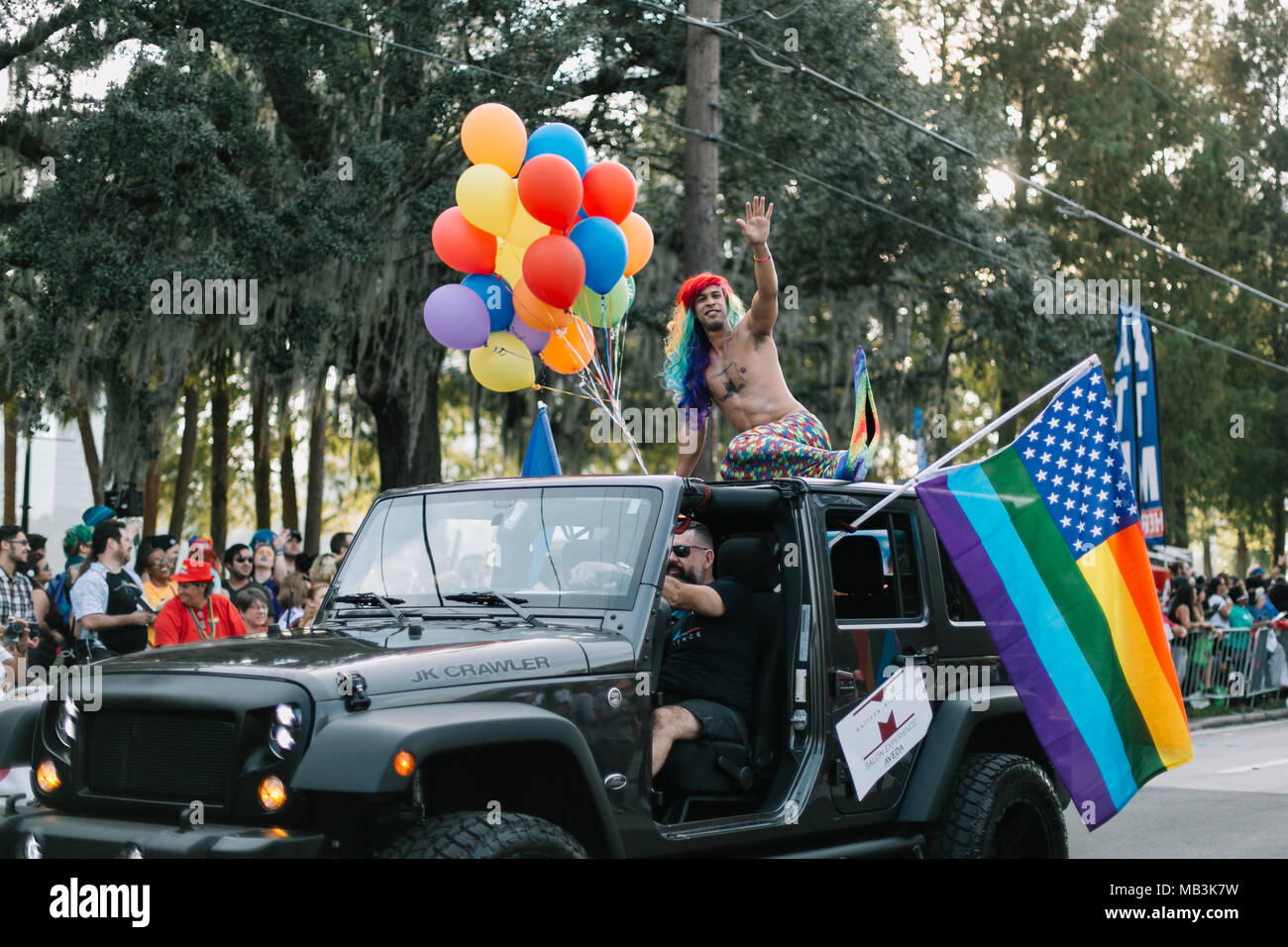 Aveda Salon a Orlando Pride Parade (2016). Foto Stock