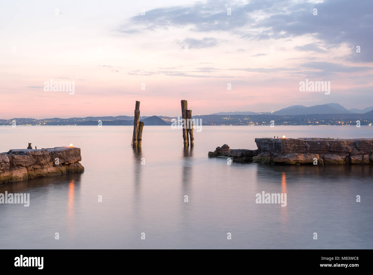 San Vigilio porta dal lago di Garda Foto Stock