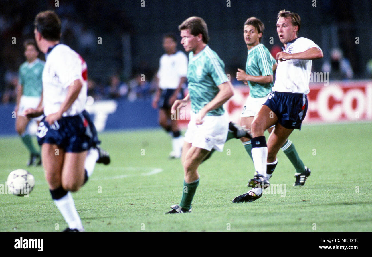 Coppa del Mondo FIFA - Italia 1990 (Italia 1990) 4.7.1990, Stadio Delle Alpi, Torino, Italia. Semi-finale Germania Ovest v Inghilterra. David Platt - Inghilterra Foto Stock