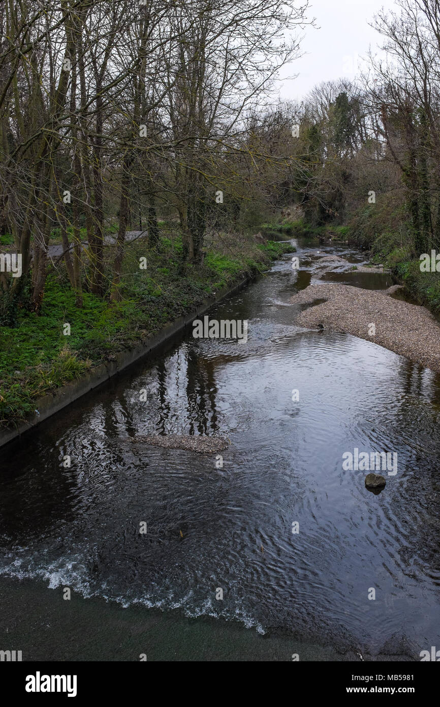 Foce del Fiume Pool & River Ravensbourne, Catford, Londra Foto Stock
