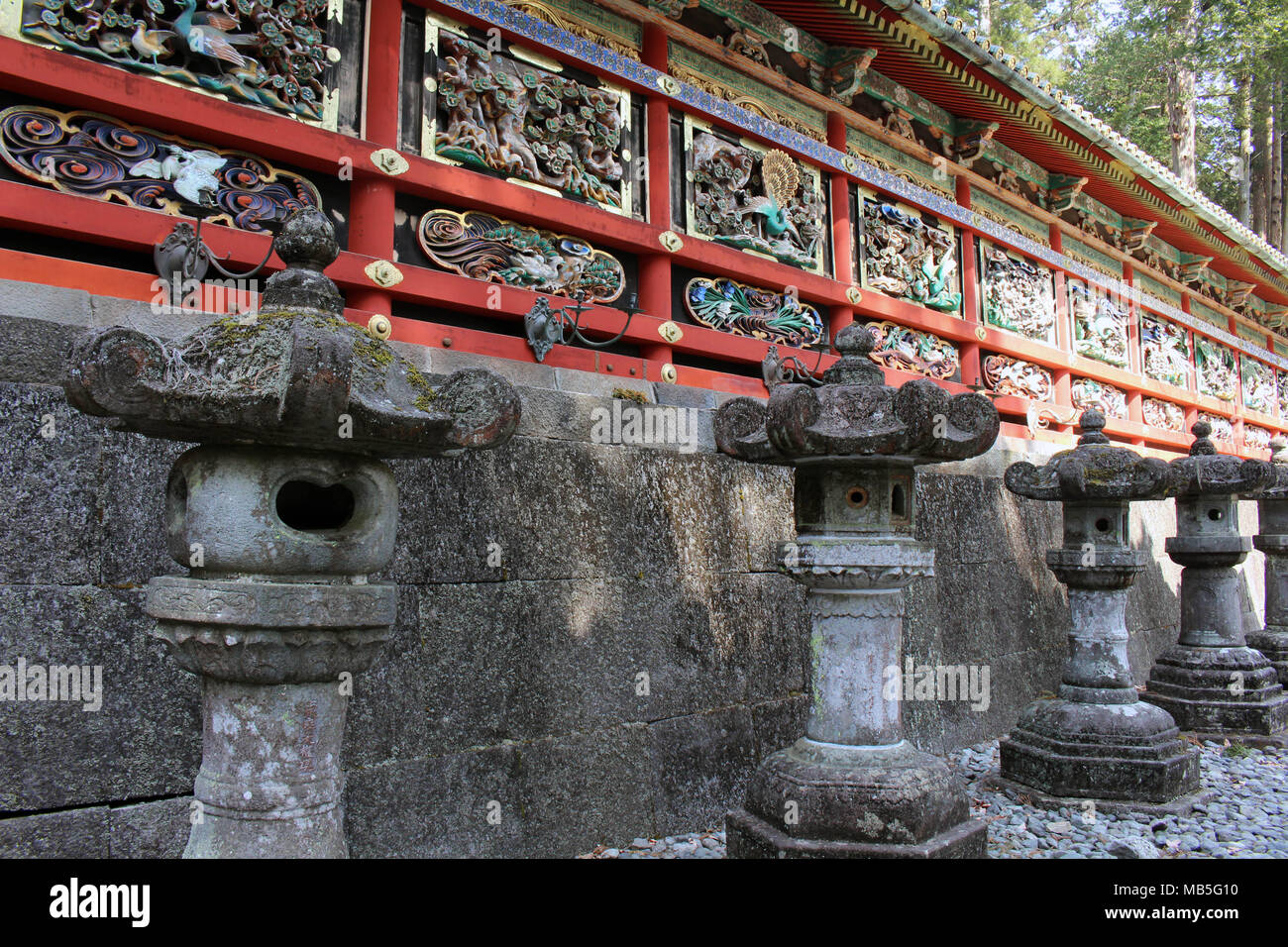 I dettagli di incisioni intorno al Tempio Toshogu. Preso in Nikko, febbraio 2018. Foto Stock