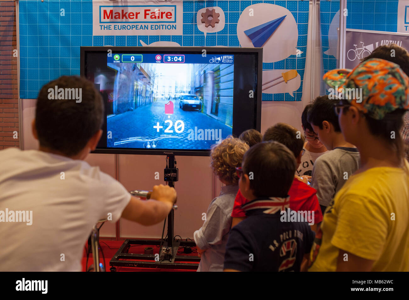 Roma. Maker Faire edizione europea, Auditorium Parco della Musica. Virtual Bike. L'Italia. Foto Stock