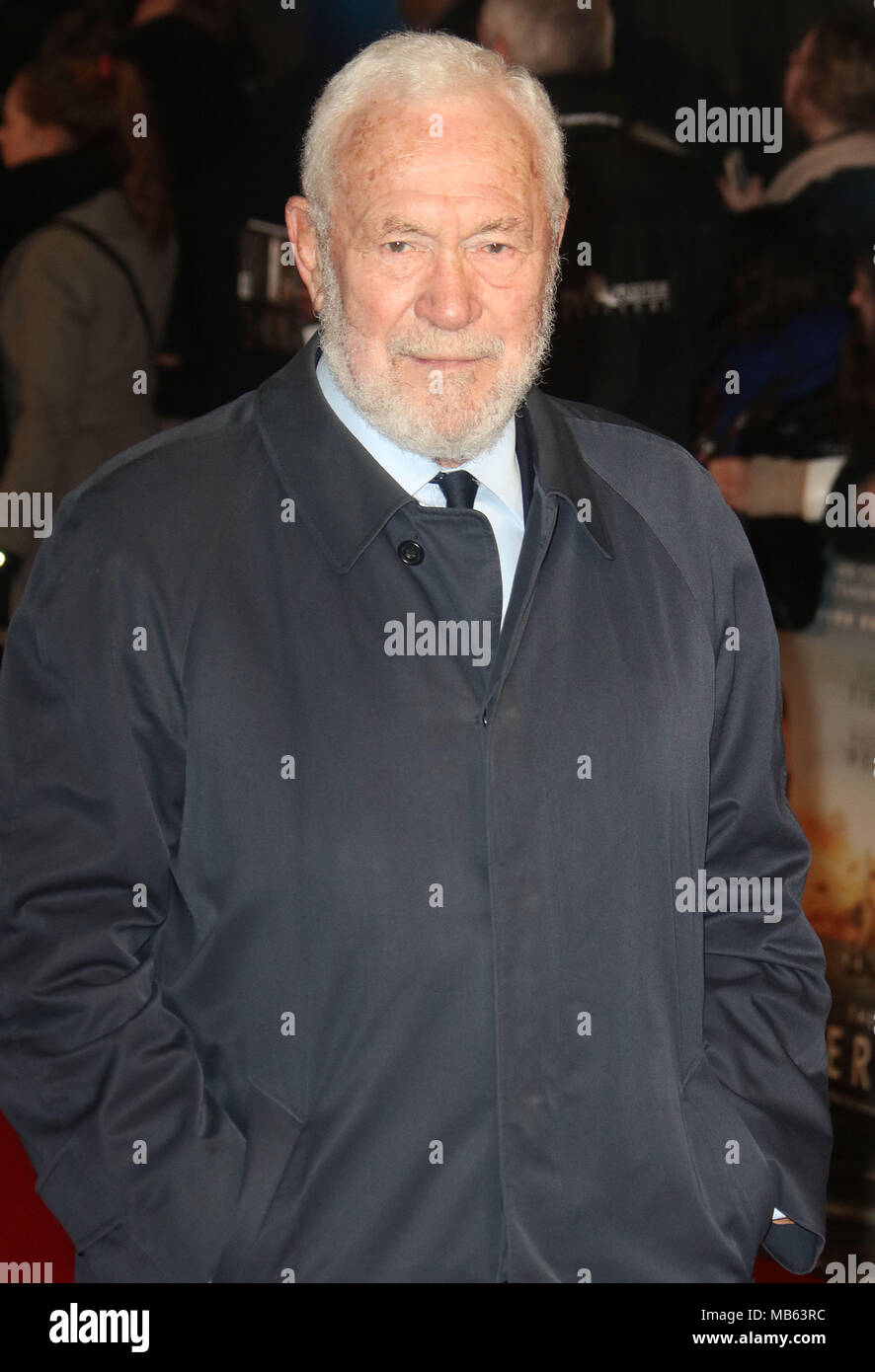 Feb 06, 2018 - Sir Robin Knox-Johnston frequentando "La misericordia' Premiere Mondiale, Curzon Mayfair di Londra, Inghilterra, Regno Unito Foto Stock