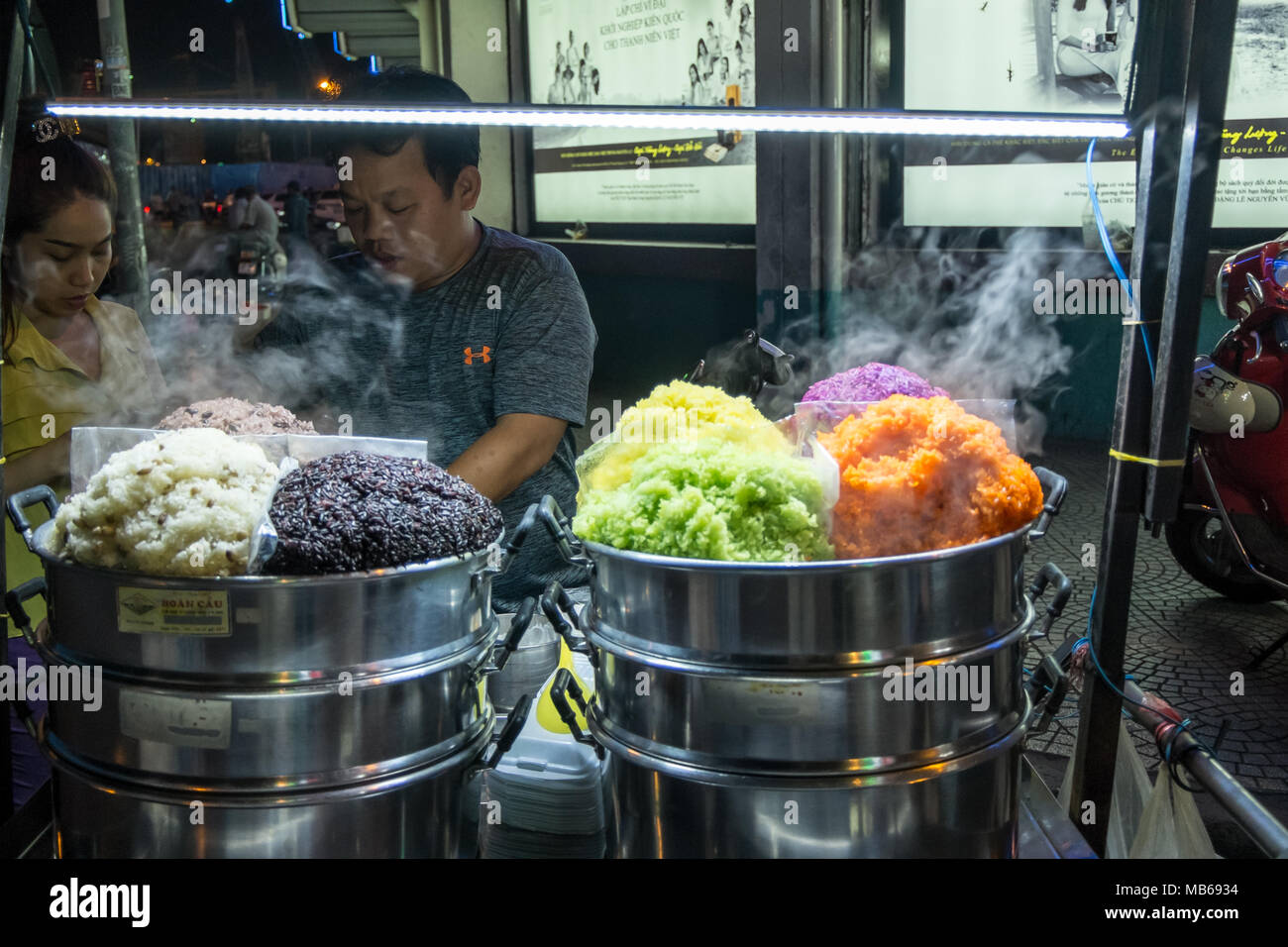 Cucina di strada Vietnam Foto Stock