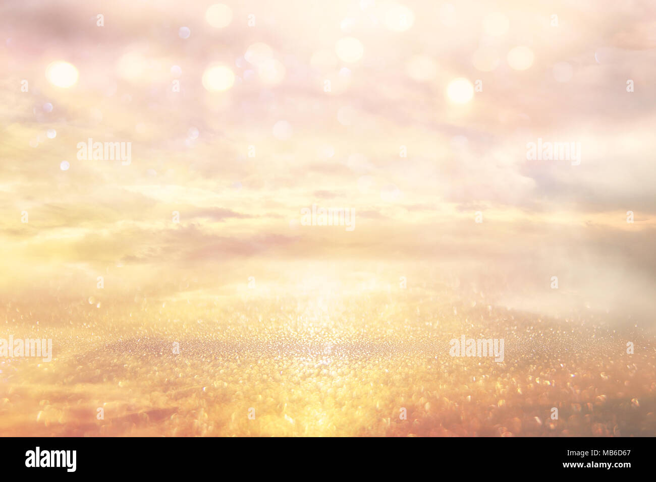 Bright galaxy o sfondo fantasy. Luce astratta . burst magico e mistero concept Foto Stock