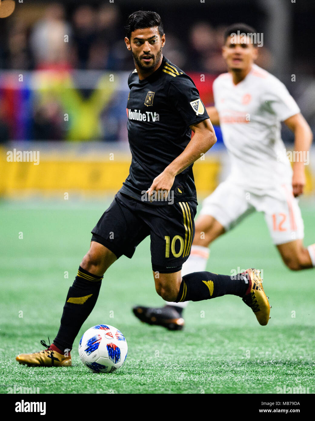 Atlanta, Stati Uniti d'America. 7 Aprile, 2018. Los Angeles avanti FC Carlos Vela (10) durante la sequenza di lunghezza massima MLS partita di calcio tra la Los Angeles FC e Atlanta uniti al Mercedes-Benz Stadium Sabato 7 Aprile, 2018 a Atlanta, GA. Giacobbe Kupferman/CSM Credito: Cal Sport Media/Alamy Live News Foto Stock