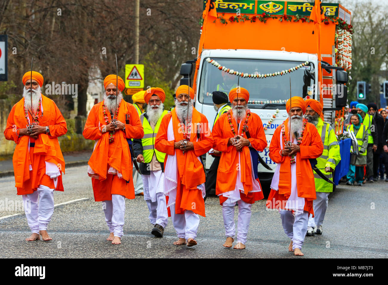 Glasgow, Regno Unito. 8 Aprile, 2018. Migliaia di sikh di tutta la Scozia si è riunito a Glasgow in parata in la tradizionale festa di Vaisakhi quando commessi sikh, maschio e femmina, celebrare Khaldsa. Credito: Findlay/Alamy Live News Foto Stock