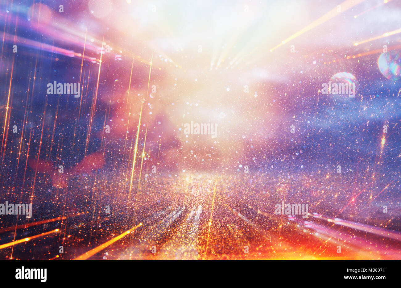 Bright galaxy o sfondo fantasy. Luce astratta . burst magico e mistero concept Foto Stock