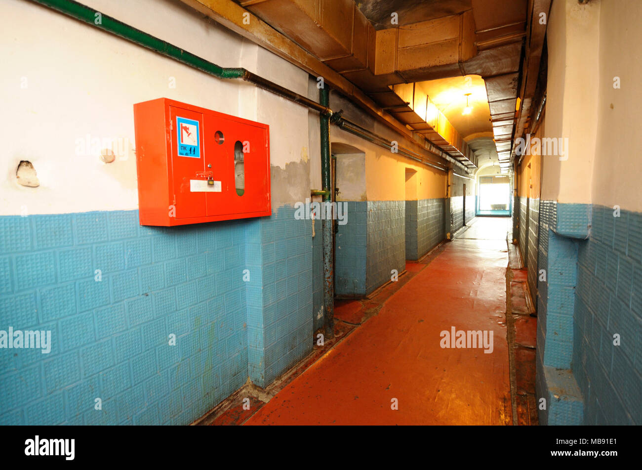 Vista del corridoio della prigione. Detenzione Lukyanovskaya facility. Febbraio 21, 2018. A Kiev, Ucraina Foto Stock
