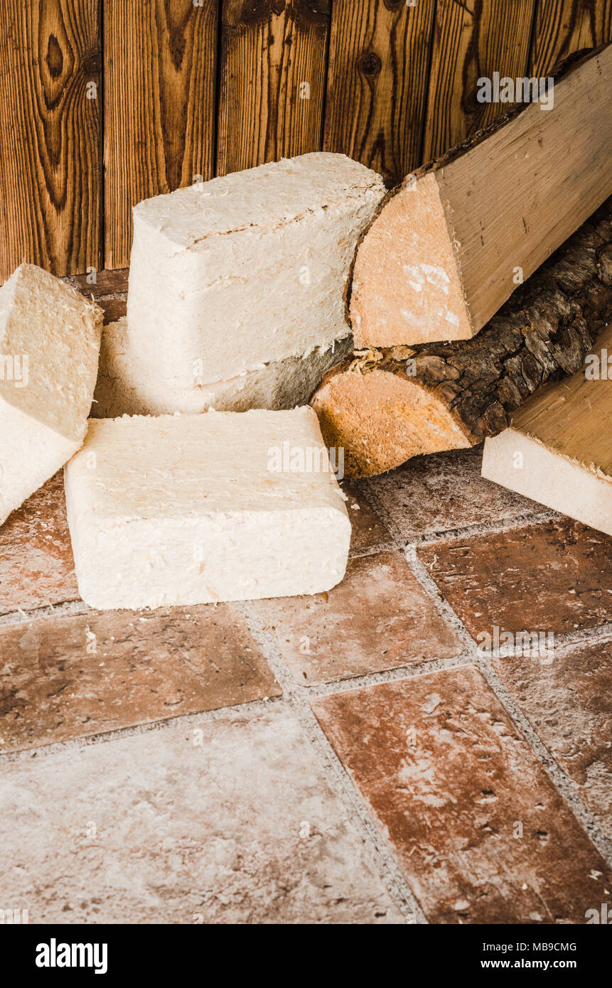 Bricchette di legno e legna da ardere, close-up Foto Stock