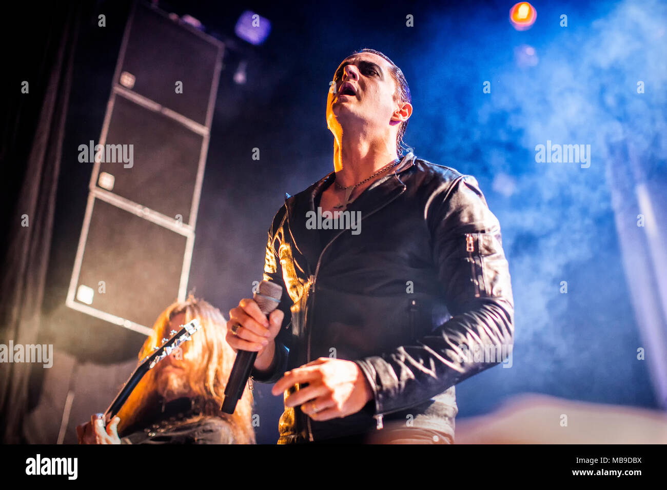 Norvegia, Oslo - Marzo 31, 2018. Il Norvegese black metal band Satyricon esegue un concerto dal vivo presso il Rockefeller durante il norvegese metal festival Inferno Metal Festival 2018 a Oslo. Qui la cantante Satiro è visto dal vivo sul palco. (Photo credit: Gonzales foto - Terje Dokken). Foto Stock