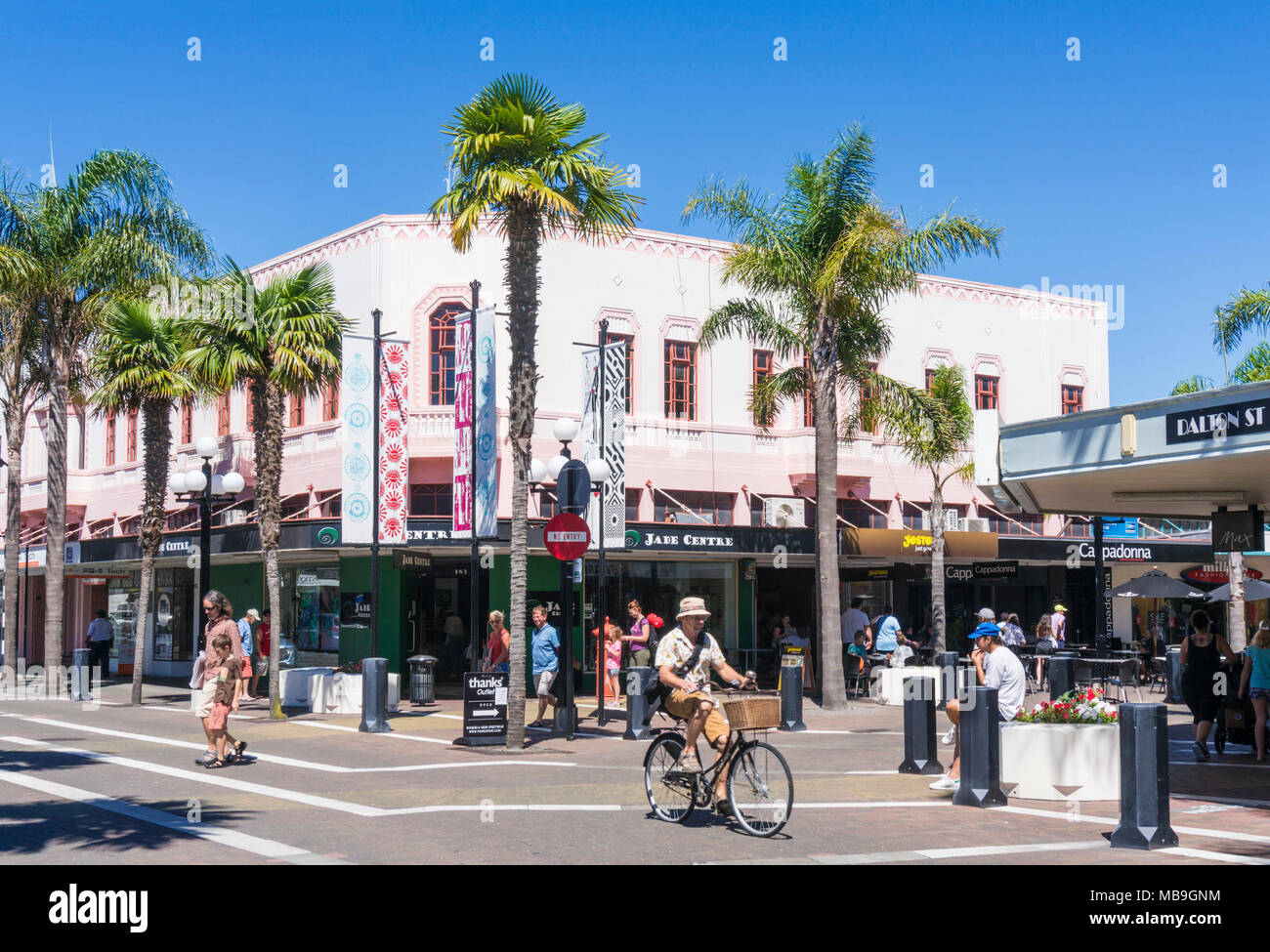 Nuova Zelanda napier nuova zelanda l'architettura art deco di Napier centro negozi e cafe di strada napier, Nuova Zelanda Isola del nord nz Foto Stock